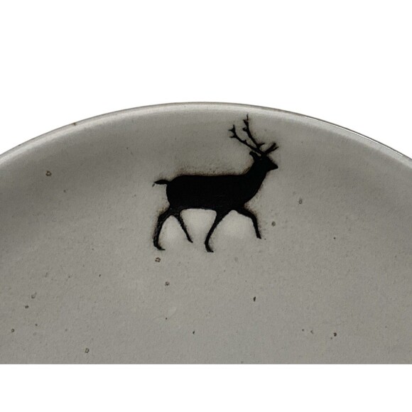 Pottery Barn Set of 4 Rustic Reindeer Salad Plates 9 1/4" - Picture 6 of 14